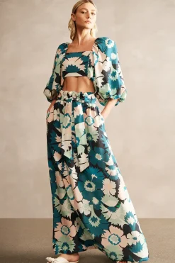 Flower Power Puff-Sleeved Blouse