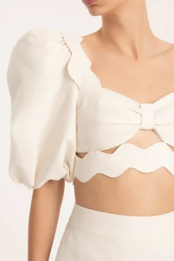 Moves Puff-Sleeved Cropped Blouse