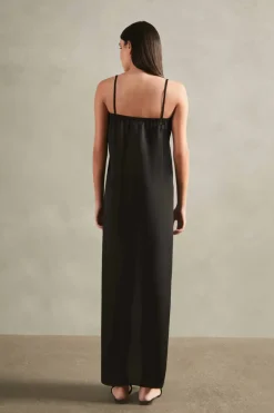 Timeless Long Dress With Front Slit